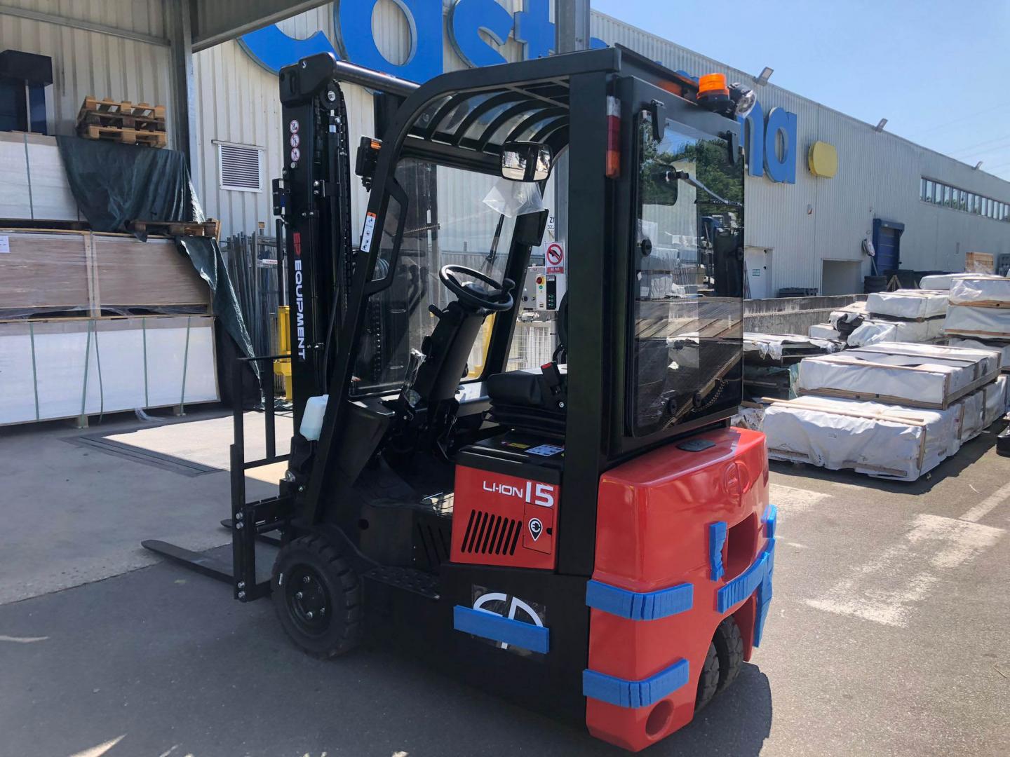 Chariot élévateur neuf Lyon