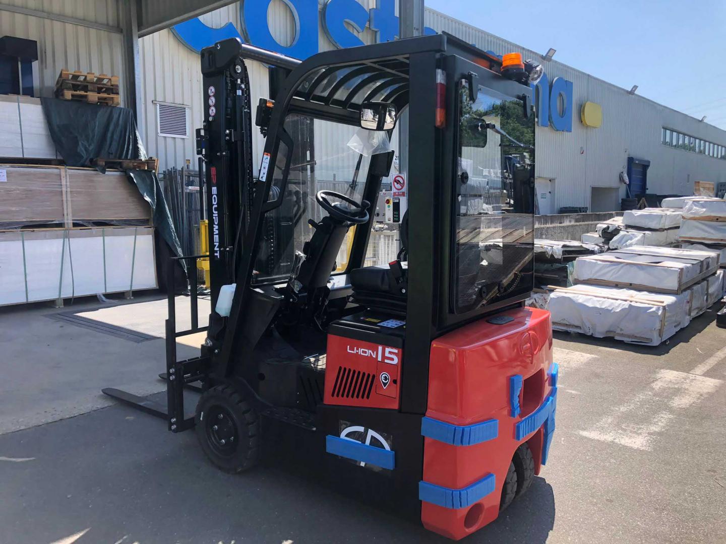 Chariot élévateur neuf Lyon